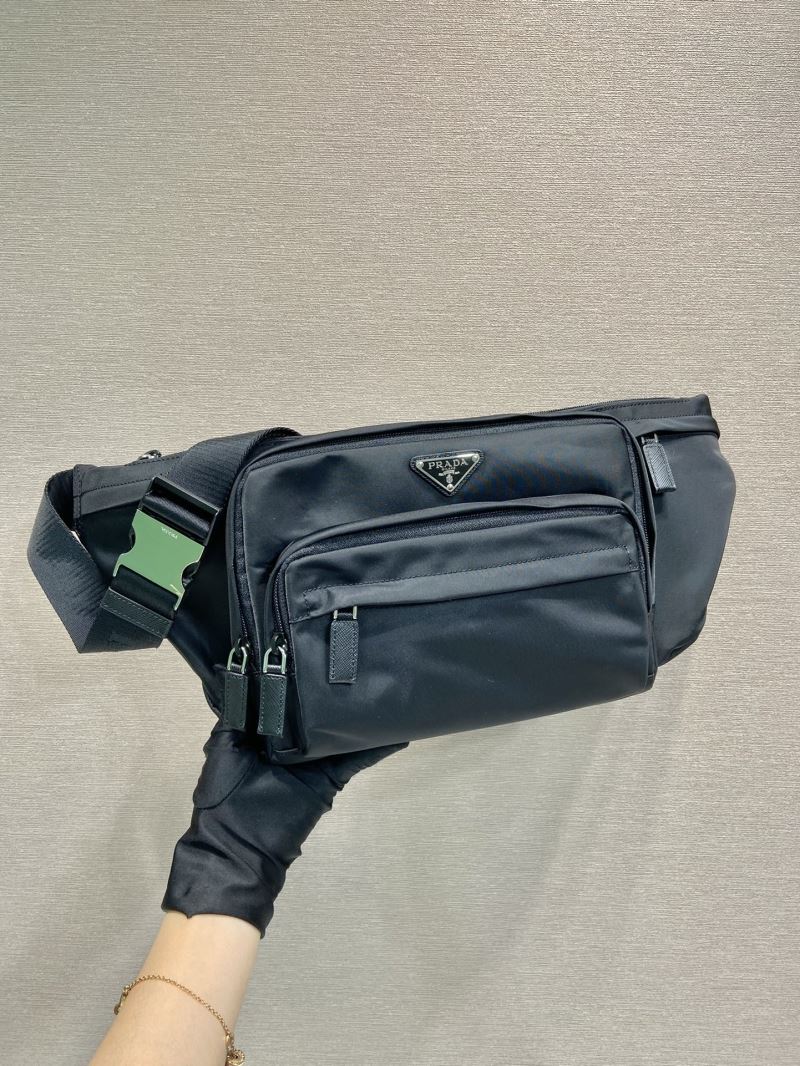 Pra*a waist chest packs